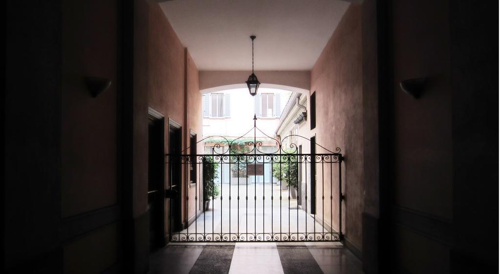 Apartamento Fil Rouge Milán Habitación foto